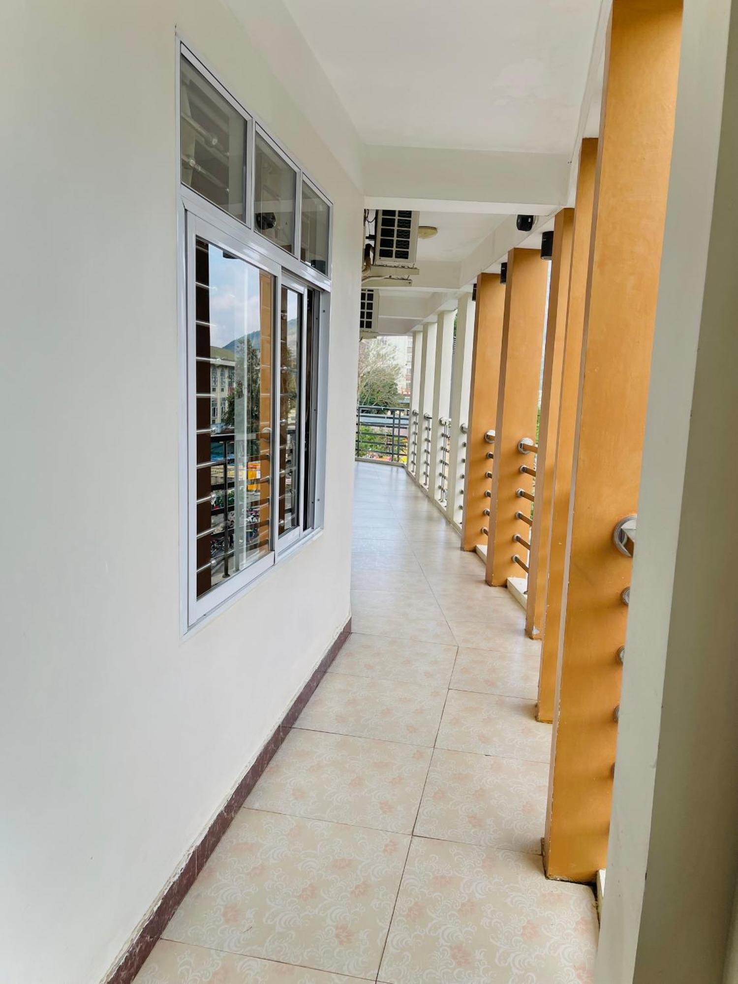 Thai Thinh Hotel 同文 外观 照片