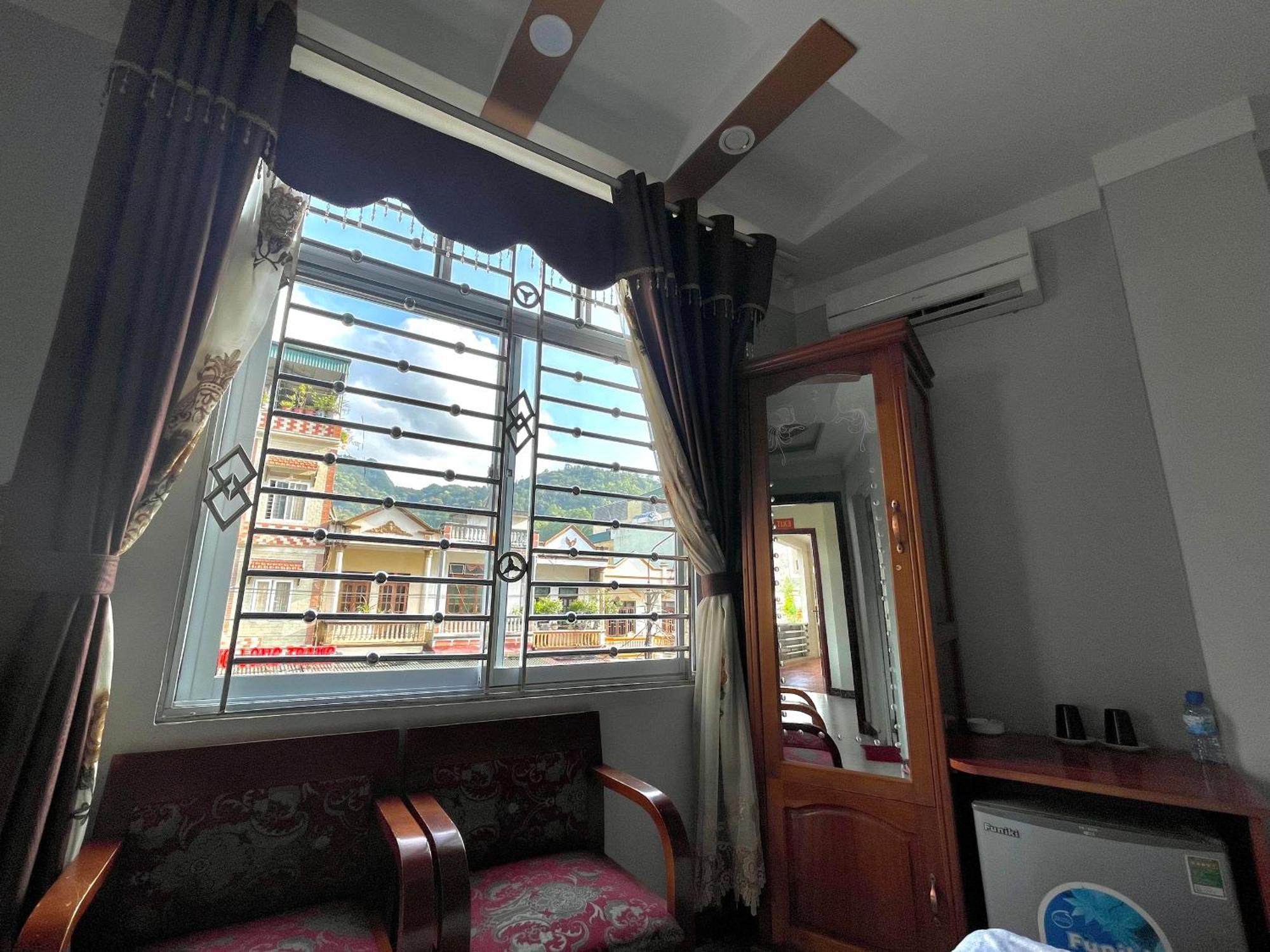 Thai Thinh Hotel 同文 外观 照片